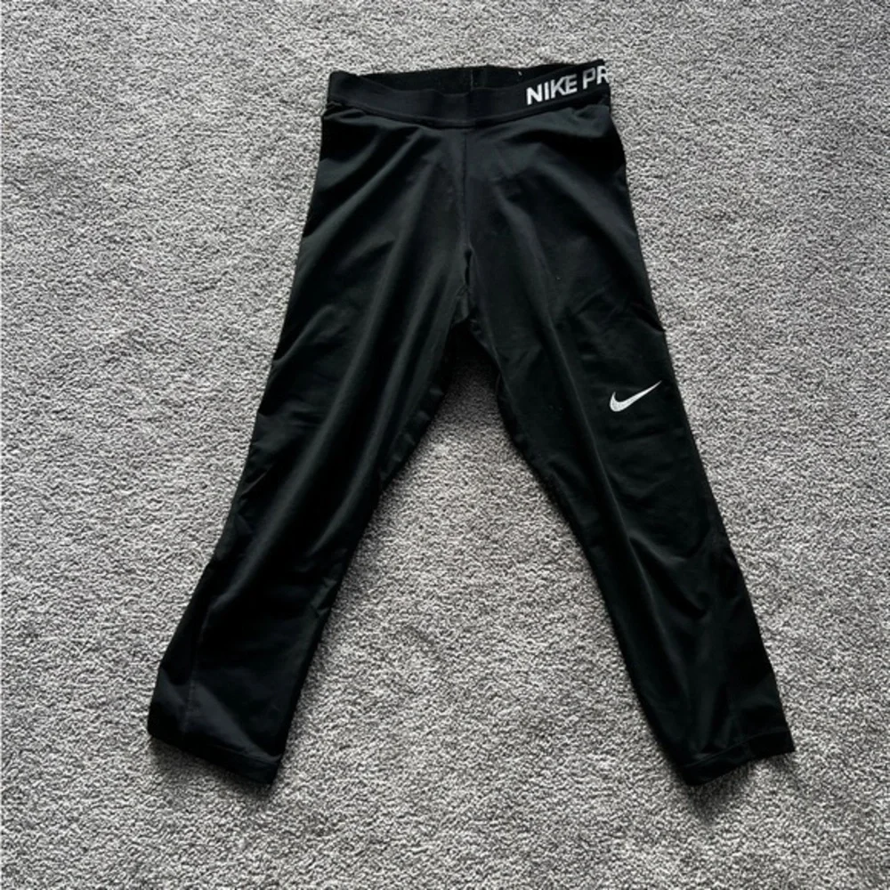 Nike Pro Black Leggings Size Small